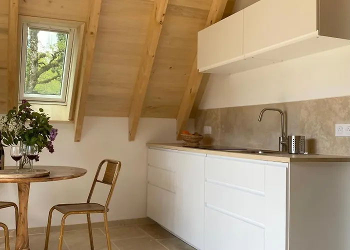 Le Domaine Quercus 4* Senaillac-Lauzes