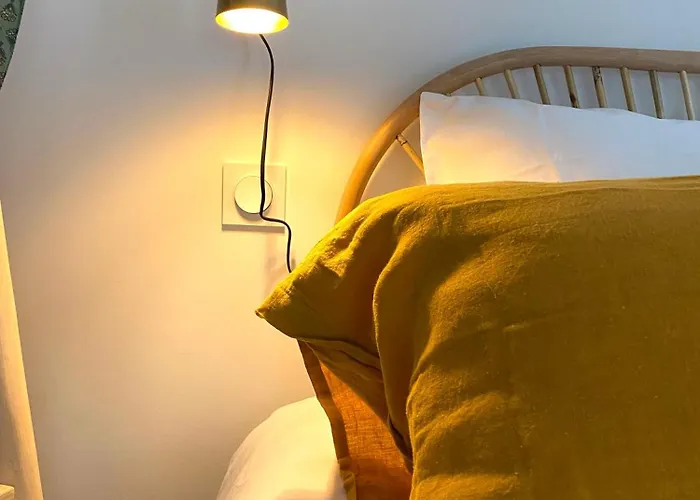 Le Domaine Quercus فندق مبيت وإفطار