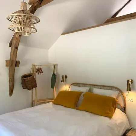 Le Domaine Quercus Bed & Breakfast 4*